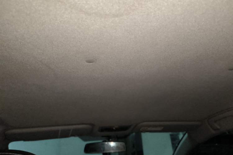 Used Toyota YARiS L Zhi Xuan 2014 1.5G Automatic Xuan Dong Edition Headliner