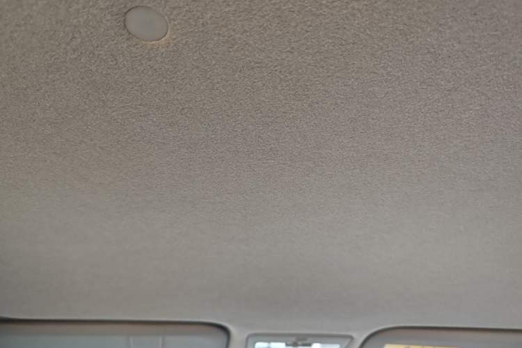 Used Toyota YARiS L Zhi Xuan 2014 1.5G Automatic Xuan Dong Edition Headliner