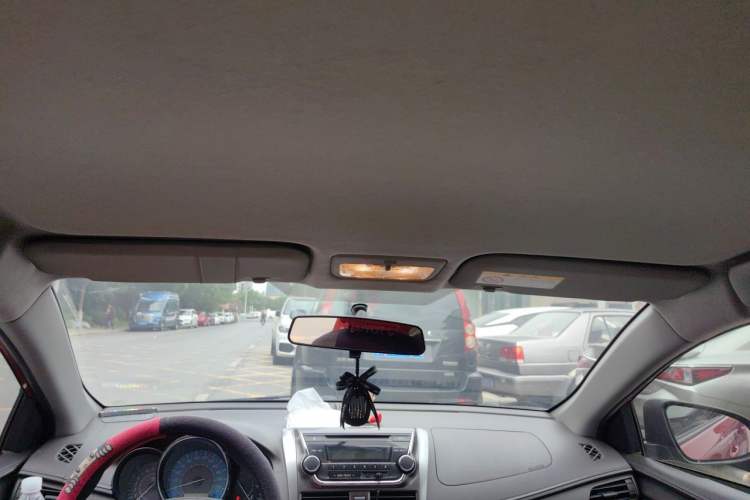 Used Toyota YARiS L Zhi Xuan 2014 1.5G Automatic Xuan Dong Edition Headliner