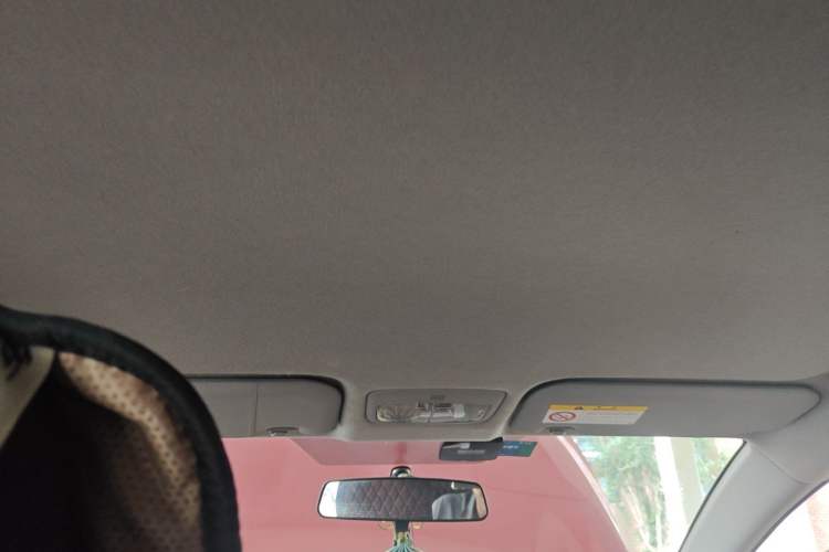 Used Toyota YARiS L Zhi Xuan 2014 1.5G Automatic Xuan Dong Edition Headliner