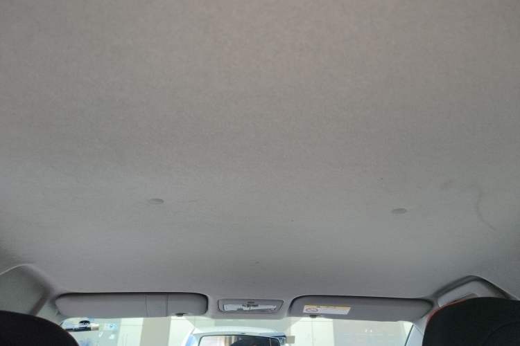 Used Toyota YARiS L Zhi Xuan 2014 1.3E Automatic Charm Edition Headliner