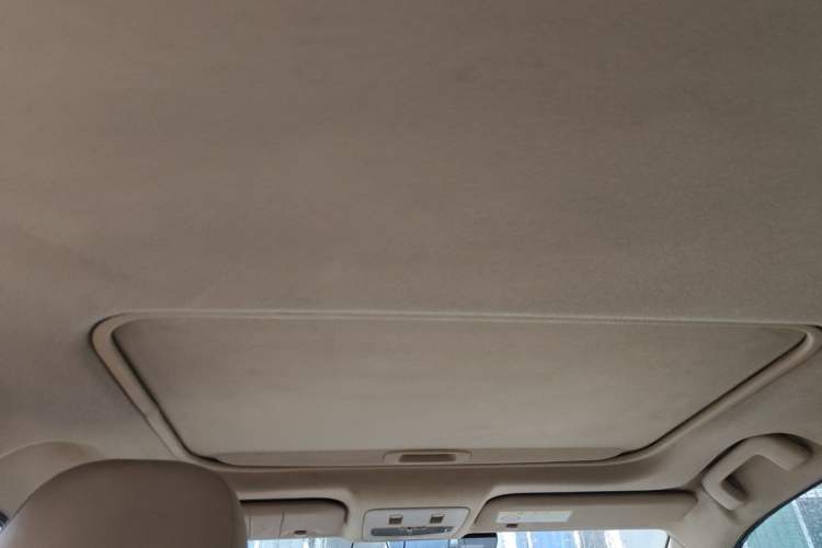 Used Toyota YARiS L Zhi Xuan 2014 1.5 GS Automatic Sharp Edition Headliner