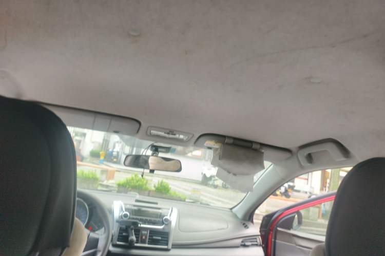Used Toyota YARiS L Zhi Xuan 2014 1.5G Automatic Xuan Dong Edition Headliner