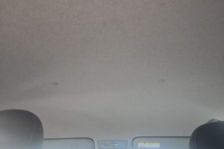 Used Toyota YARiS L Zhi Xuan 2014 1.5G Automatic Xuan Dong Edition Headliner