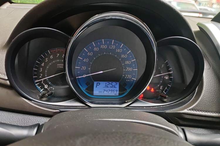 Used Toyota YARiS L Zhi Xuan 2014 1.3E Automatic Charm Edition Instrument Cluster
