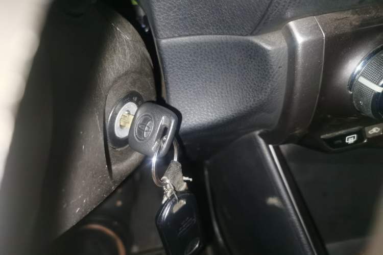 Used Toyota YARiS L Zhi Xuan 2014 1.3E Automatic Charm Edition Interior 1