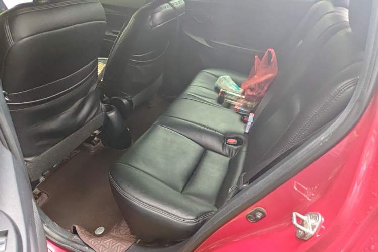 Used Toyota YARiS L Zhi Xuan 2014 1.3E Automatic Charm Edition Left Rear Seat