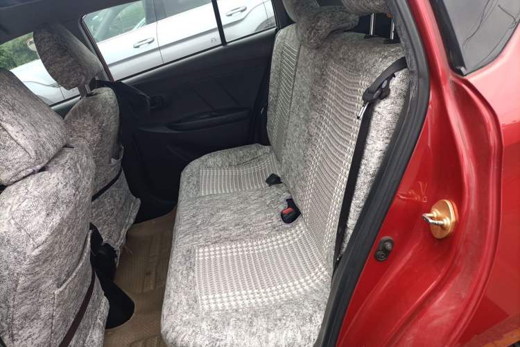 Used Toyota YARiS L Zhi Xuan 2014 1.3E Manual Charm Edition Left Rear Seat