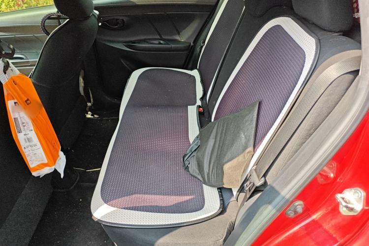 Used Toyota YARiS L Zhi Xuan 2014 1.3E Manual Charm Edition Left Rear Seat