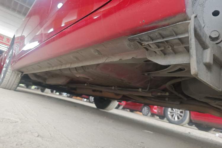 Used Toyota YARiS L Zhi Xuan 2014 1.3E Automatic Charm Edition Left Side Sill