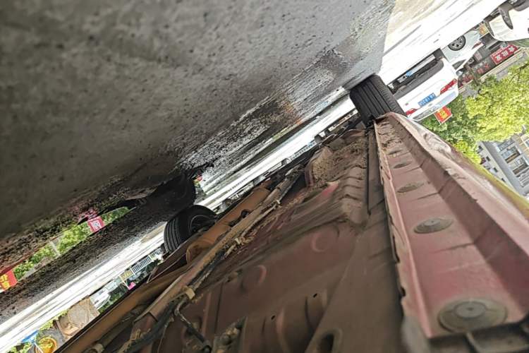 Used Toyota YARiS L Zhi Xuan 2014 1.3E Automatic Charm Edition Left Side Sill