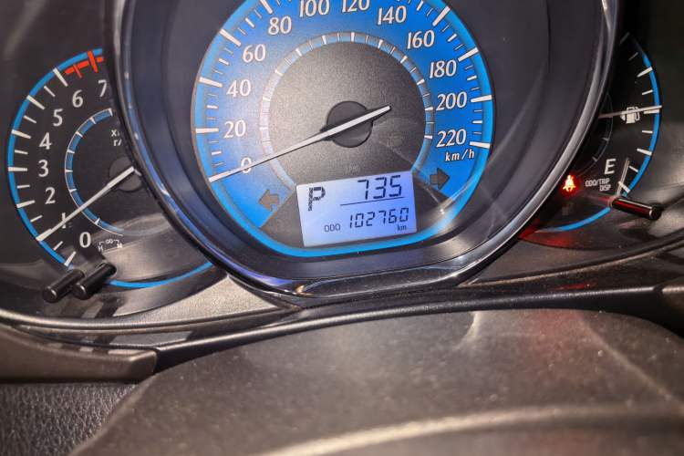 Used Toyota YARiS L Zhi Xuan 2014 1.5G Automatic Xuan Dong Edition Odometer Close Up