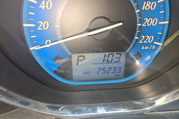 Used Toyota YARiS L Zhi Xuan 2014 1.5G Automatic Xuan Dong Edition Odometer Close Up