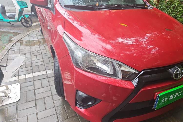 Used Toyota YARiS L Zhi Xuan 2014 1.3E Automatic Charm Edition Right Front Headlight