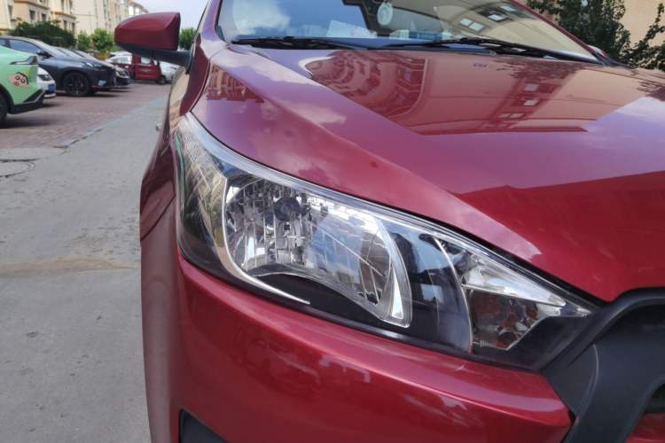 Used Toyota YARiS L Zhi Xuan 2014 1.3E Automatic Charm Edition Right Front Headlight