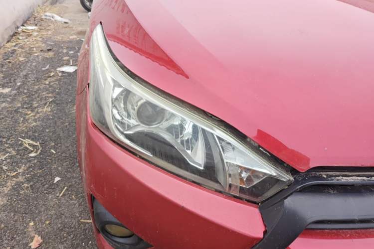 Used Toyota YARiS L Zhi Xuan 2014 1.3E Manual Charm Edition Right Front Headlight