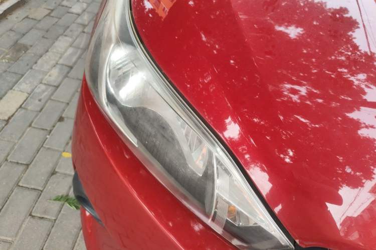 Used Toyota YARiS L Zhi Xuan 2014 1.3E Manual Charm Edition Right Front Headlight
