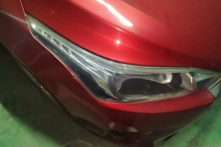 Used Toyota YARiS L Zhi Xuan 2014 1.3E Automatic Charm Edition Right Front Headlight