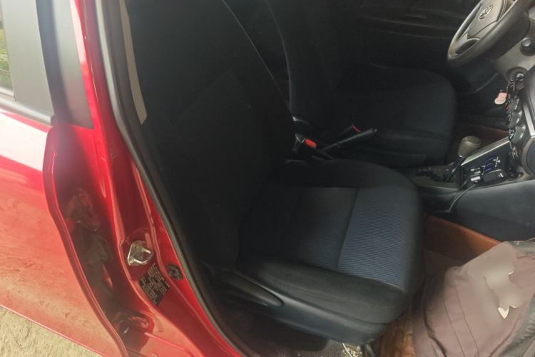 Used Toyota YARiS L Zhi Xuan 2014 1.3E Automatic Charm Edition Right Front Seat