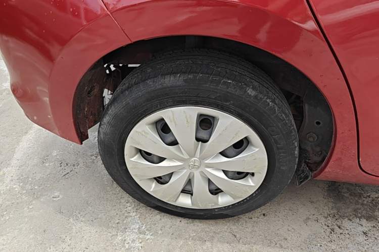 Used Toyota YARiS L Zhi Xuan 2014 1.3E Automatic Charm Edition Right Rear Wheel Hub
