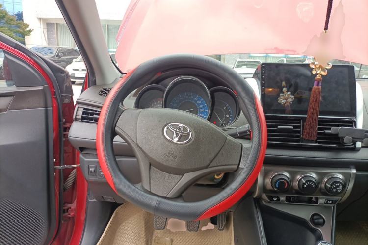 Used Toyota YARiS L Zhi Xuan 2014 1.3E Manual Charm Edition Steering Wheel
