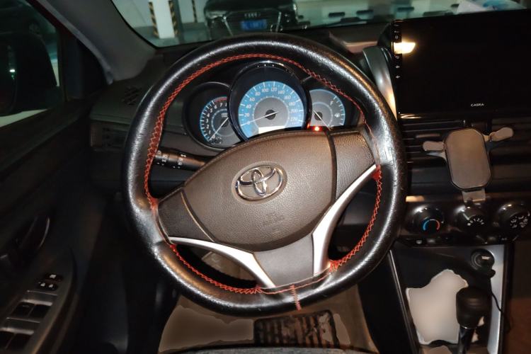 Used Toyota YARiS L Zhi Xuan 2014 1.5G Automatic Xuan Dong Edition Steering Wheel