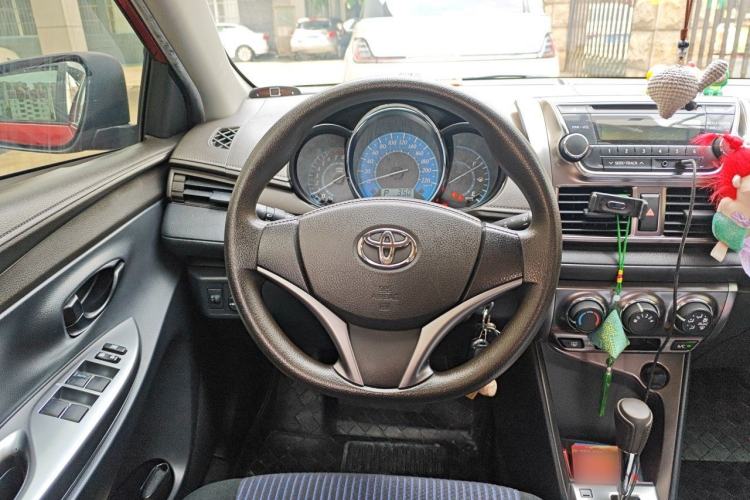 Used Toyota YARiS L Zhi Xuan 2014 1.5G Automatic Xuan Dong Edition Steering Wheel