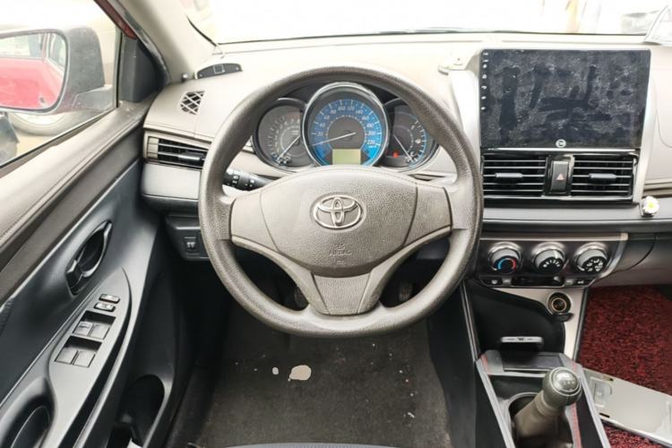 Used Toyota YARiS L Zhi Xuan 2014 1.3L Manual Dynamic Edition Steering Wheel