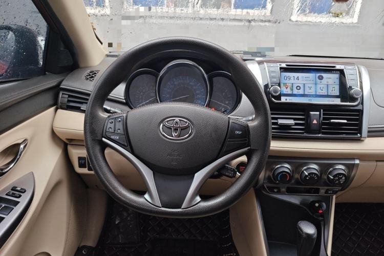 Used Toyota YARiS L Zhi Xuan 2014 1.5 GS Automatic Sharp Edition Steering Wheel