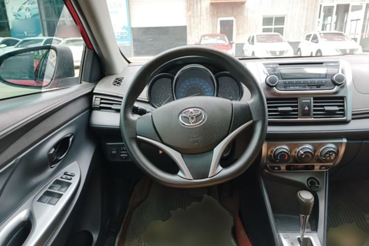 Used Toyota YARiS L Zhi Xuan 2014 1.5G Automatic Xuan Dong Edition Steering Wheel