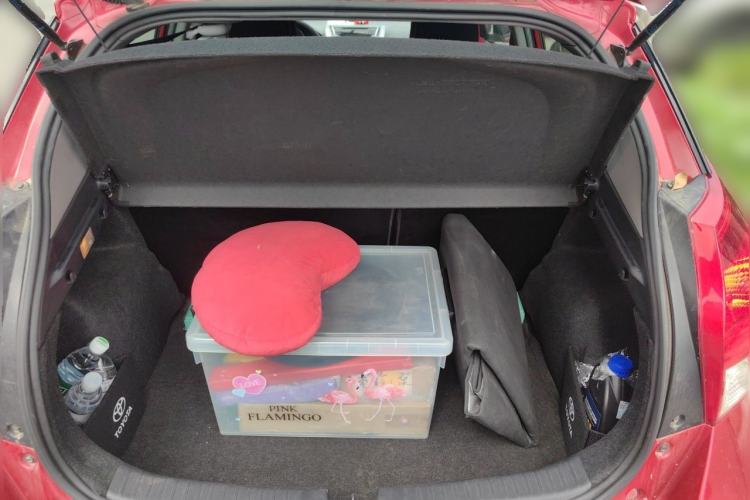 Used Toyota YARiS L Zhi Xuan 2014 1.5G Automatic Xuan Dong Edition Trunk
