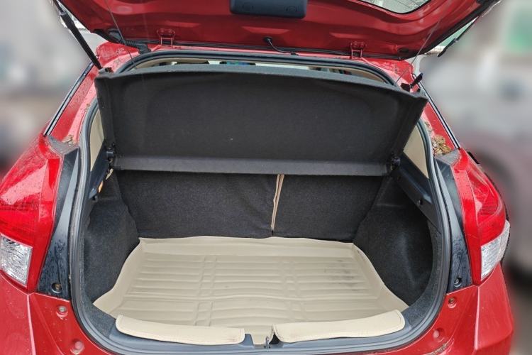 Used Toyota YARiS L Zhi Xuan 2014 1.5 GS Automatic Sharp Edition Trunk