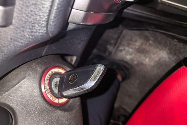 Used Toyota YARiS L Zhi Xuan 2014 1.5G Automatic Xuan Dong Edition Vehicle Key