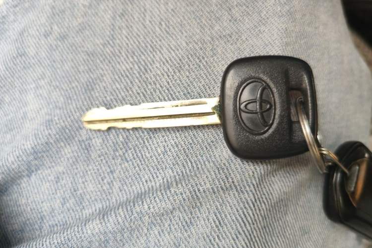 Used Toyota YARiS L Zhi Xuan 2014 1.3E Manual Charm Edition Vehicle Key