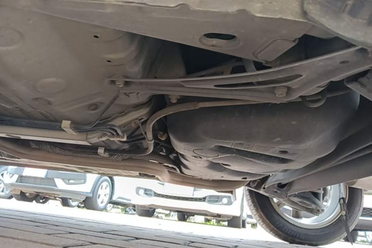 Used Toyota YARiS L Zhi Xuan 2014 1.5G Automatic Xuan Dong Edition Chassis Rear Left