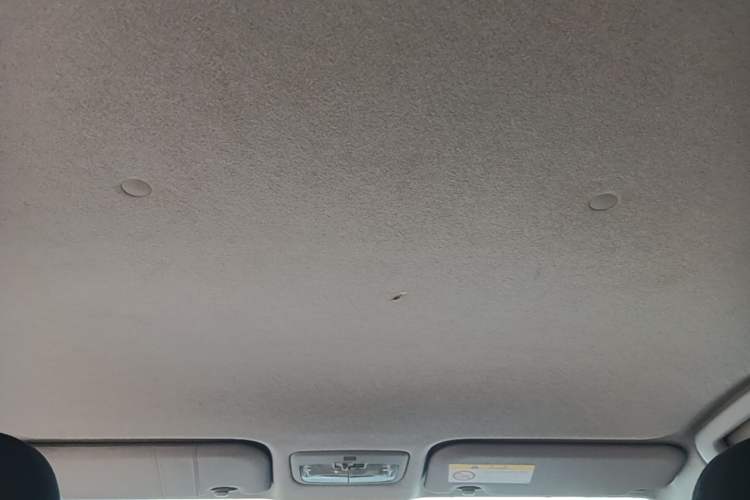 Used Toyota YARiS L Zhi Xuan 2014 1.5G Automatic Xuan Dong Edition Headliner