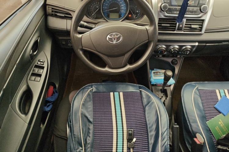 Used Toyota YARiS L Zhi Xuan 2014 1.3E Automatic Charm Edition Interior 1