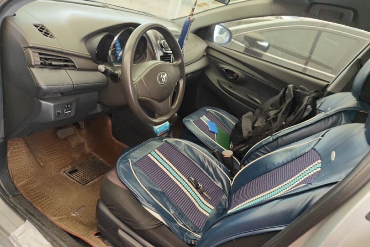 Used Toyota YARiS L Zhi Xuan 2014 1.3E Automatic Charm Edition Interior 2