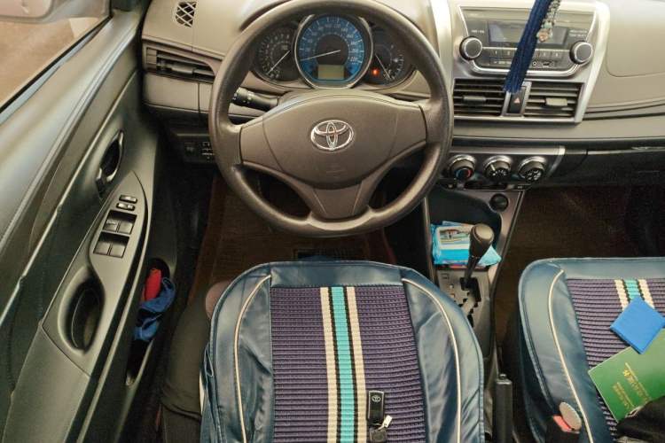 Used Toyota YARiS L Zhi Xuan 2014 1.3E Automatic Charm Edition Steering Wheel