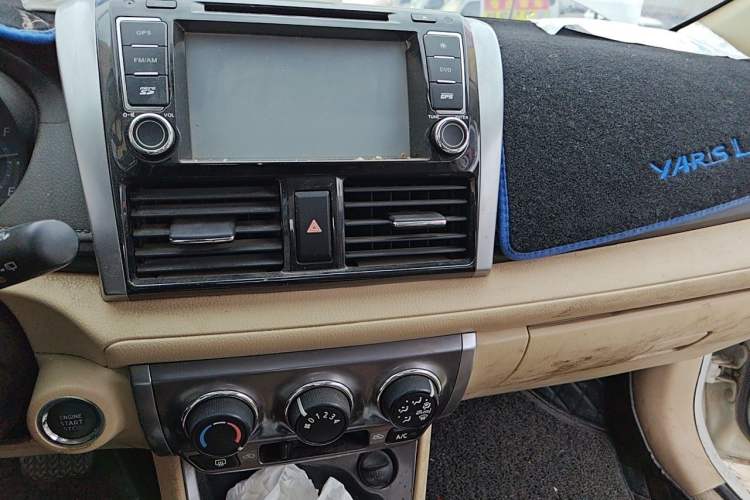 Used Toyota YARiS L Zhi Xuan 2014 1.5 GS Automatic Sharp Edition Audio And AC Panel
