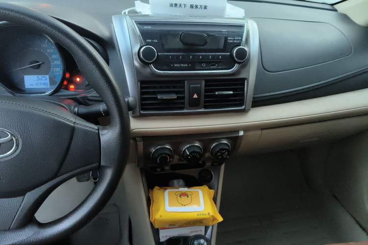 Used Toyota YARiS L Zhi Xuan 2014 1.3E Manual Charm Edition Audio And AC Panel