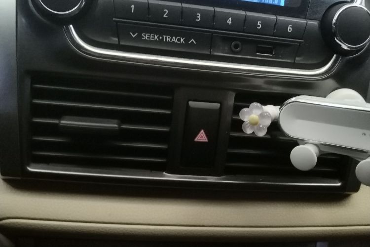 Used Toyota YARiS L Zhi Xuan 2014 1.5G Automatic Xuan Dong Edition Audio And AC Panel