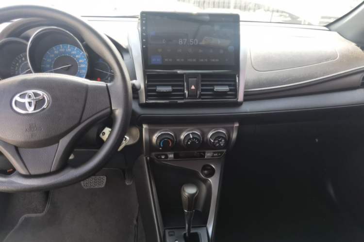 Used Toyota YARiS L Zhi Xuan 2014 1.3E Automatic Charm Edition Audio And AC Panel