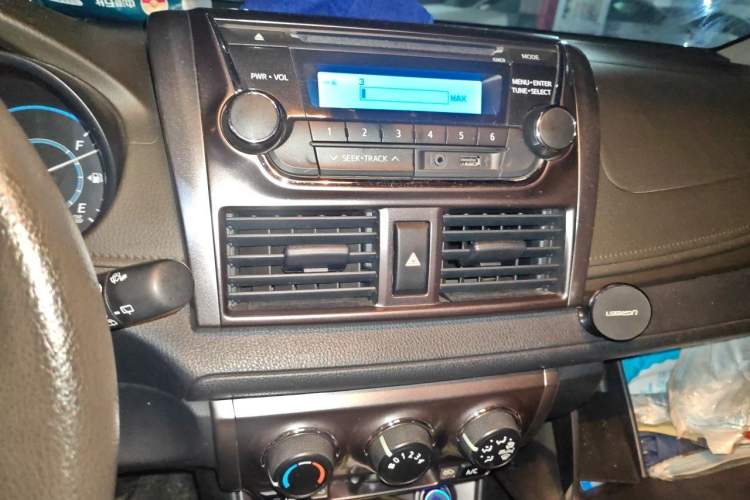 Used Toyota YARiS L Zhi Xuan 2014 1.5G Automatic Xuan Dong Edition Audio And AC Panel