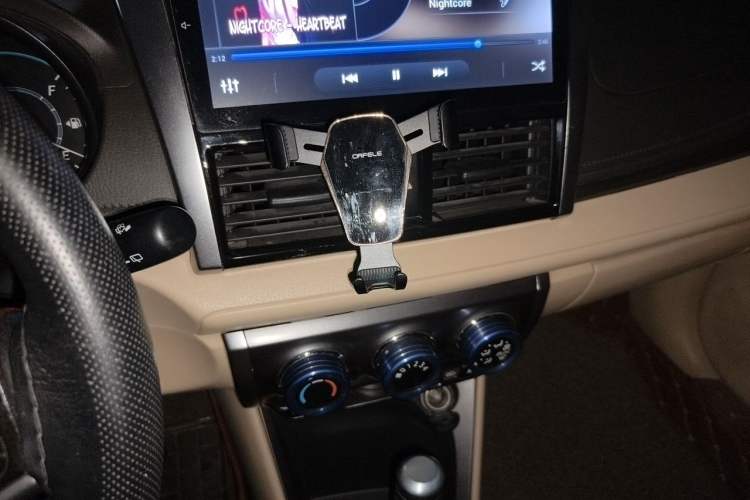 Used Toyota YARiS L Zhi Xuan 2014 1.5G Automatic Xuan Dong Edition Audio And AC Panel