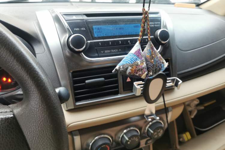 Used Toyota YARiS L Zhi Xuan 2014 1.5G Manual Xuan Dong Edition Audio And AC Panel