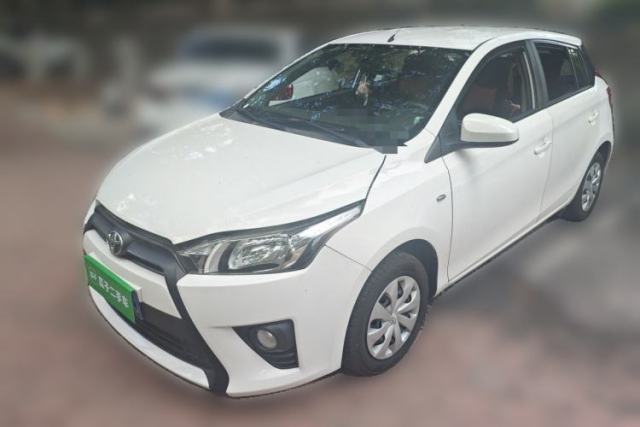 Toyota YARiS L Zhi Xuan 2014 1.3E Manual Charm Edition usata