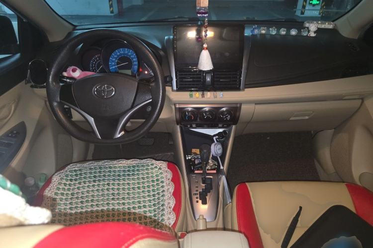 Used Toyota YARiS L Zhi Xuan 2014 1.5G Automatic Xuan Dong Edition Center Console