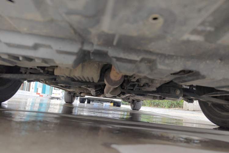 Used Toyota YARiS L Zhi Xuan 2014 1.3L Manual Dynamic Edition Chassis Front