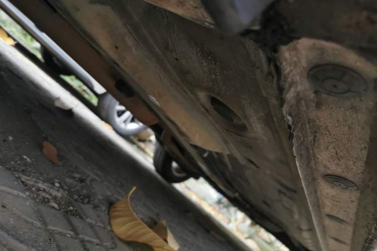 Used Toyota YARiS L Zhi Xuan 2014 1.5G Manual Xuan Dong Edition Chassis Front Left
